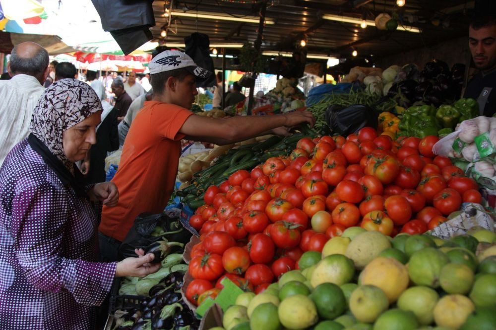 قائمة أسعار الدجاج والخضروات واللحوم في غزة
